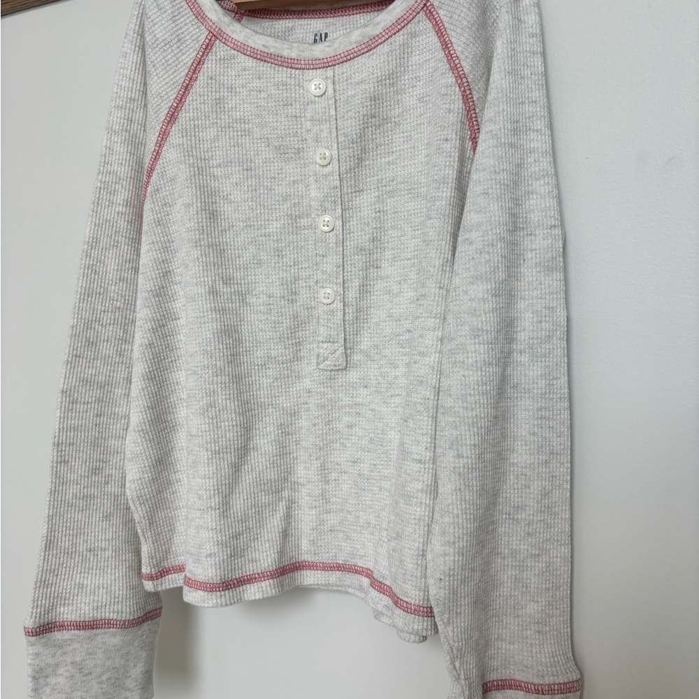 GAP Kids Light Gray Waffle Long Sleeve Tee with Pink Stitching - Small